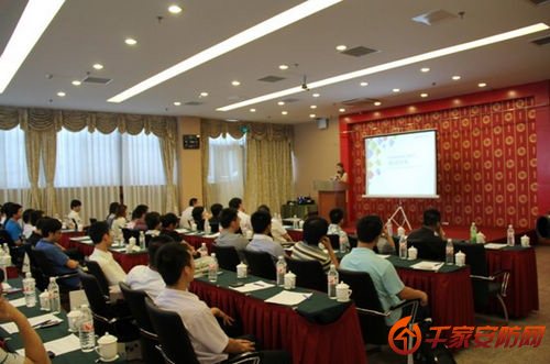 合肥首站告捷 蓝色星际2012百城巡展精彩无限